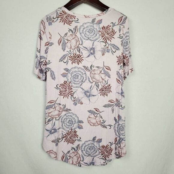 NWT Maurices Large Cream floral Top - Picture 4 of 7